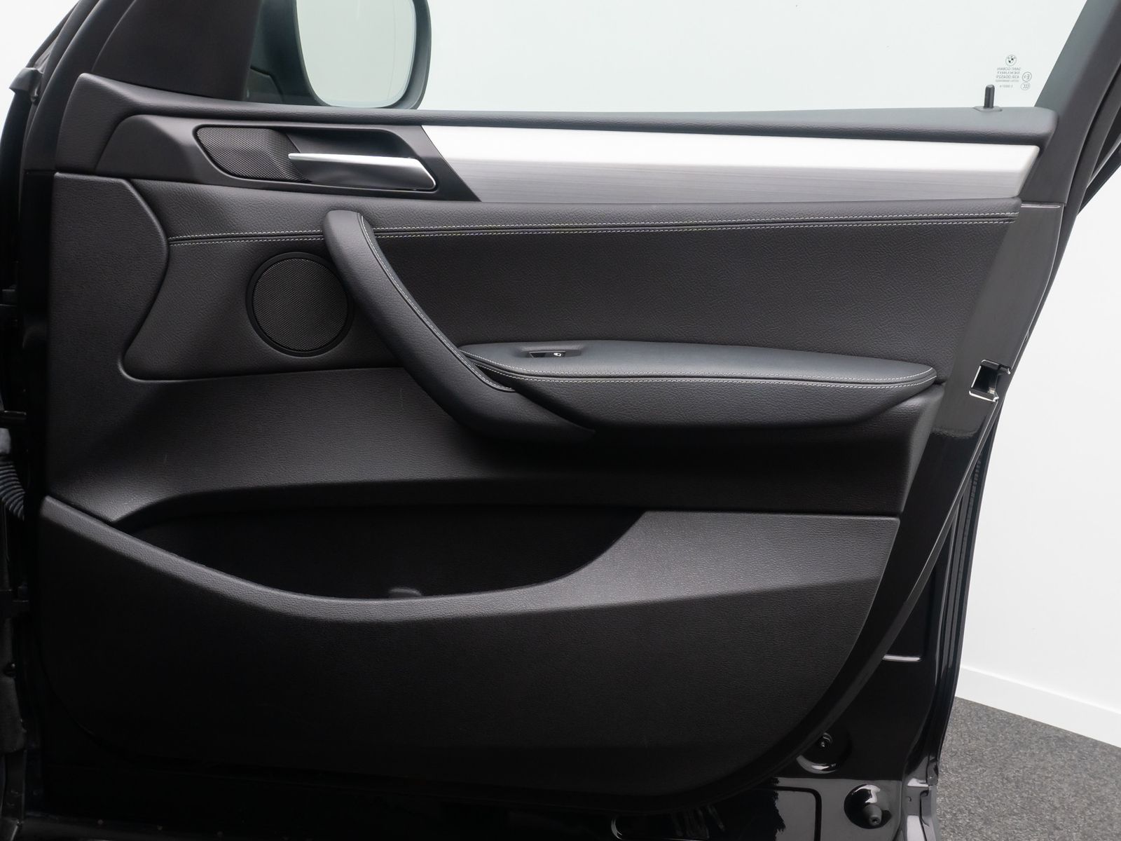 Fahrzeugabbildung BMW X3 xD20d xLine Kamera HiFi Panorama NaviPr Leder