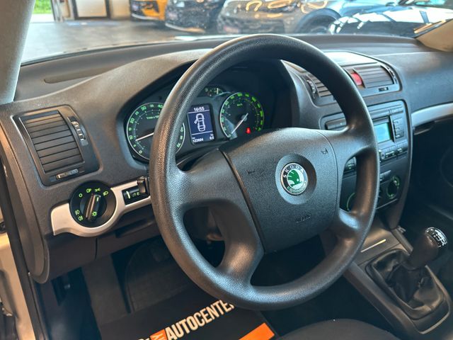 Skoda Octavia *TÜV0328*SCHECKHEFT*TEMPO*AHK*KLIMA*PDC