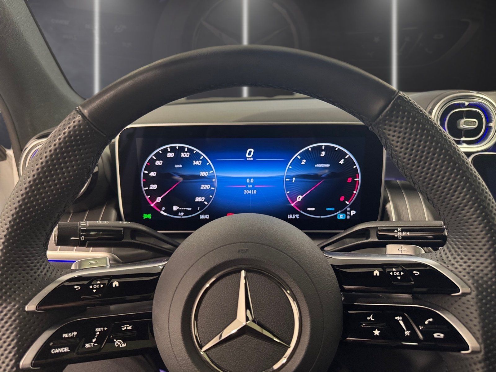 Fahrzeugabbildung Mercedes-Benz GLC 300 d 4M Coupe AMG*Pano*AHK*Burmester*Night*