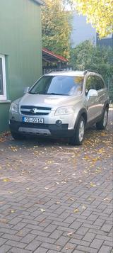 Chevrolet captiva 3,2 v6 allrad  suv 7 sitze - Chevrolet Captiva mit Benzin-Antrieb: Automatik