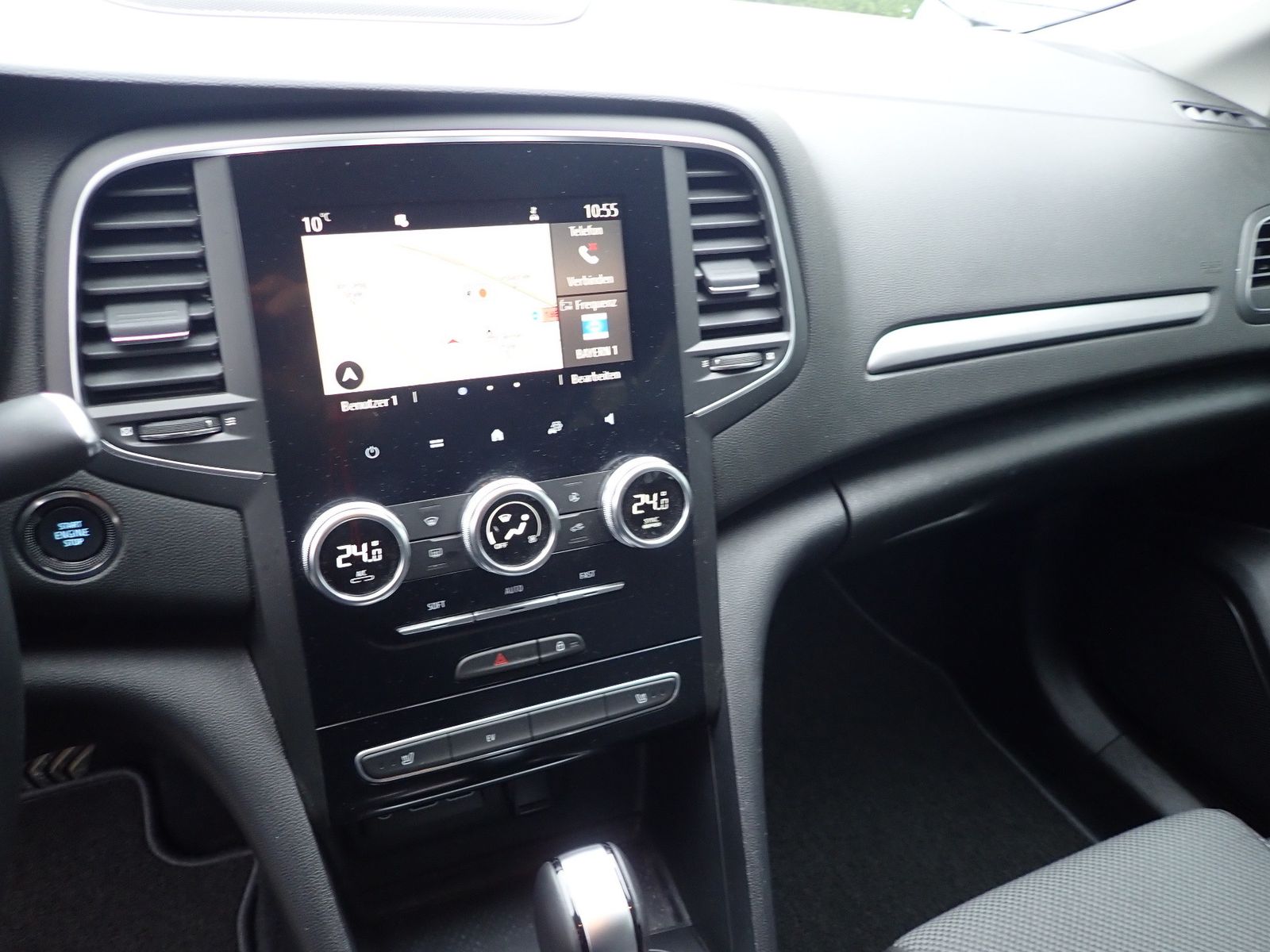 Fahrzeugabbildung Renault Megane E-TECH Grandtour Equilibre E-TECH PLUG-IN