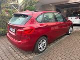 BMW 218 Active Tourer 218i Sport Line Sport Line - rote BMW 218 Active Tourer