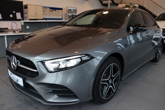 Mercedes-Benz A 250 e Edition 2020/Navi/RFK/1.Hand
