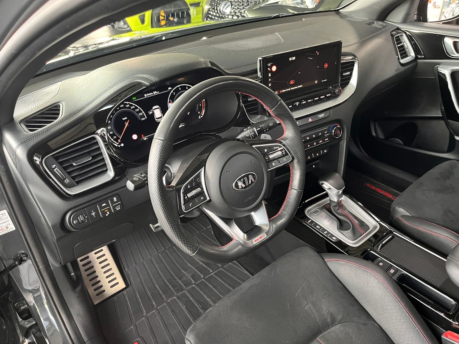 Fahrzeugabbildung Kia ProCeed GT PANO LED NAVI RFK ALU