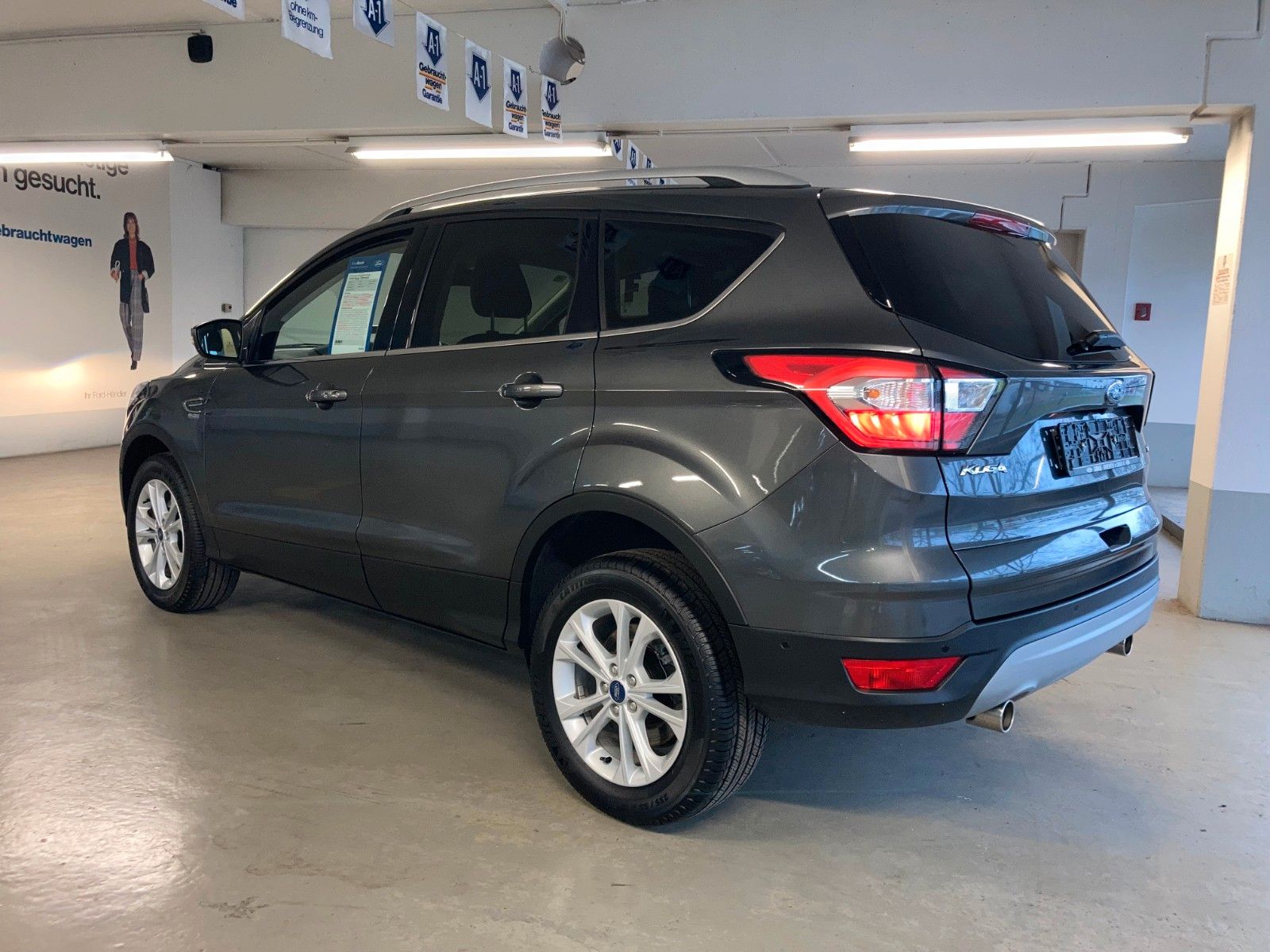 Fahrzeugabbildung Ford Kuga Titanium  Kamera, e. Heckkl., Techno-Paket