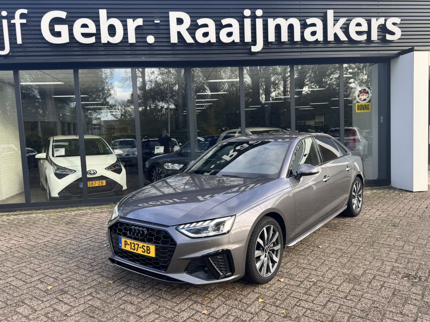 Audi A4 Limousine 40 TFSI 150kw S-Edition*ACC*LED*B&O