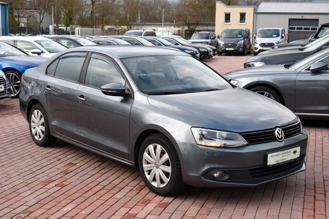 Volkswagen Jetta VI BMT *BT *TEMPOMAT *SHZ *KLIMA *PDC