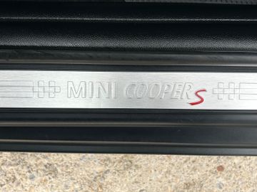 Fahrzeugabbildung MINI Cooper S Steptr. H&K Leather CarPlay Navi GRA BT