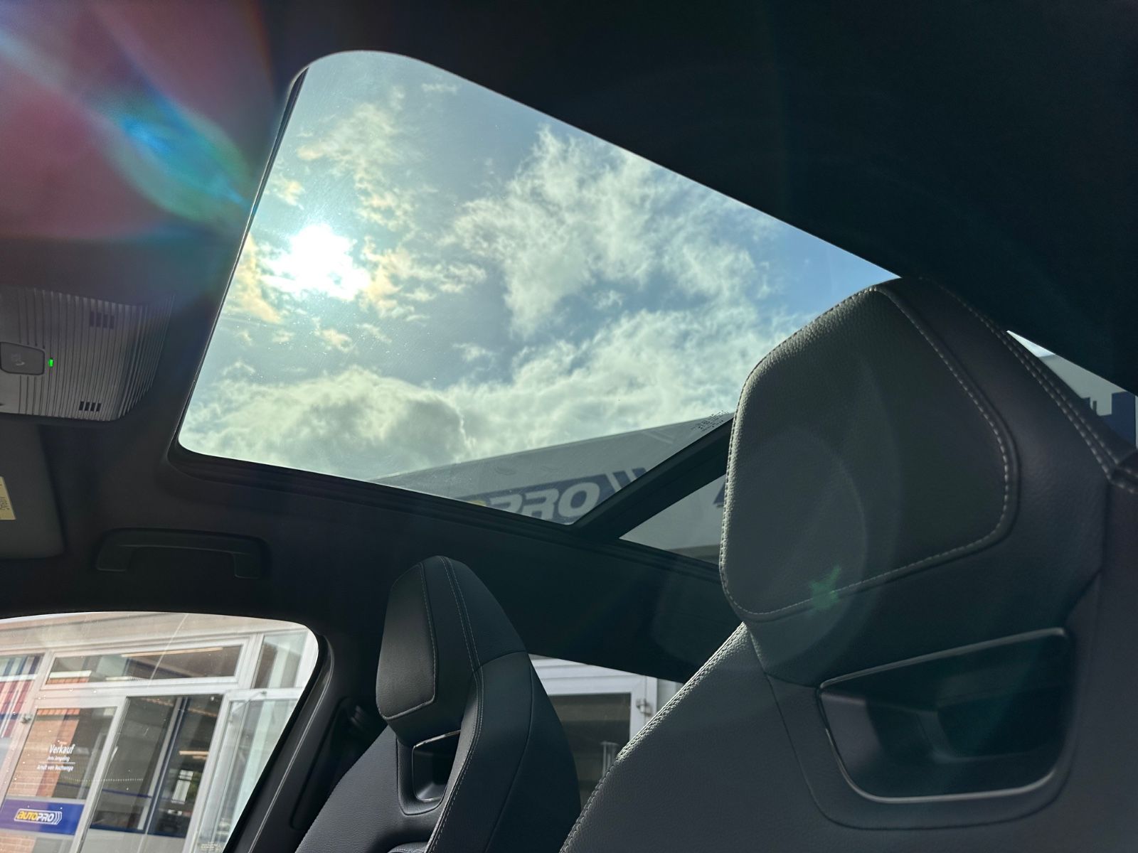 Fahrzeugabbildung SKODA Kodiaq 2.0 TDI 4x4 Sportline Matrix/AHK/Pano/7