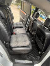 Mercedes-Benz 320 - Mercedes-Benz 320 mit 5 Türen