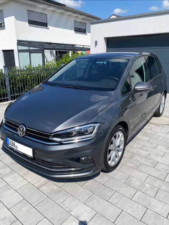 Image of Volkswagen Golf Sportsvan