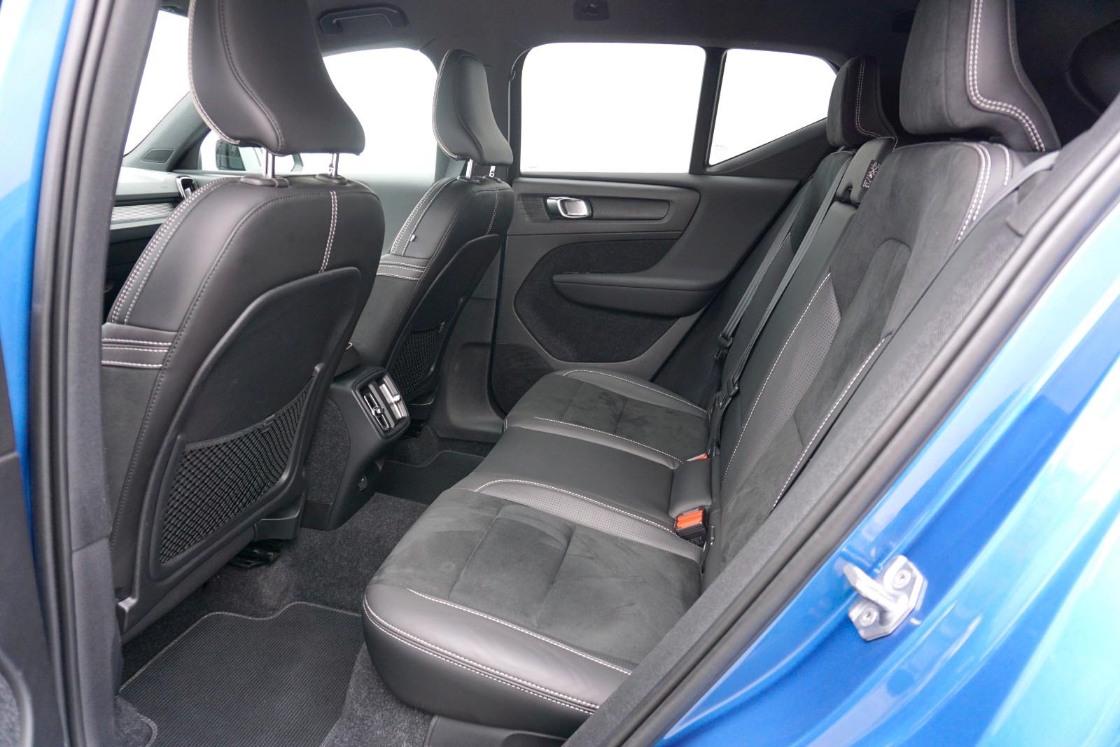 Volvo XC40 R Design 1Hd|HK|LED|KAM|BLIS|Keyless|MEMORY