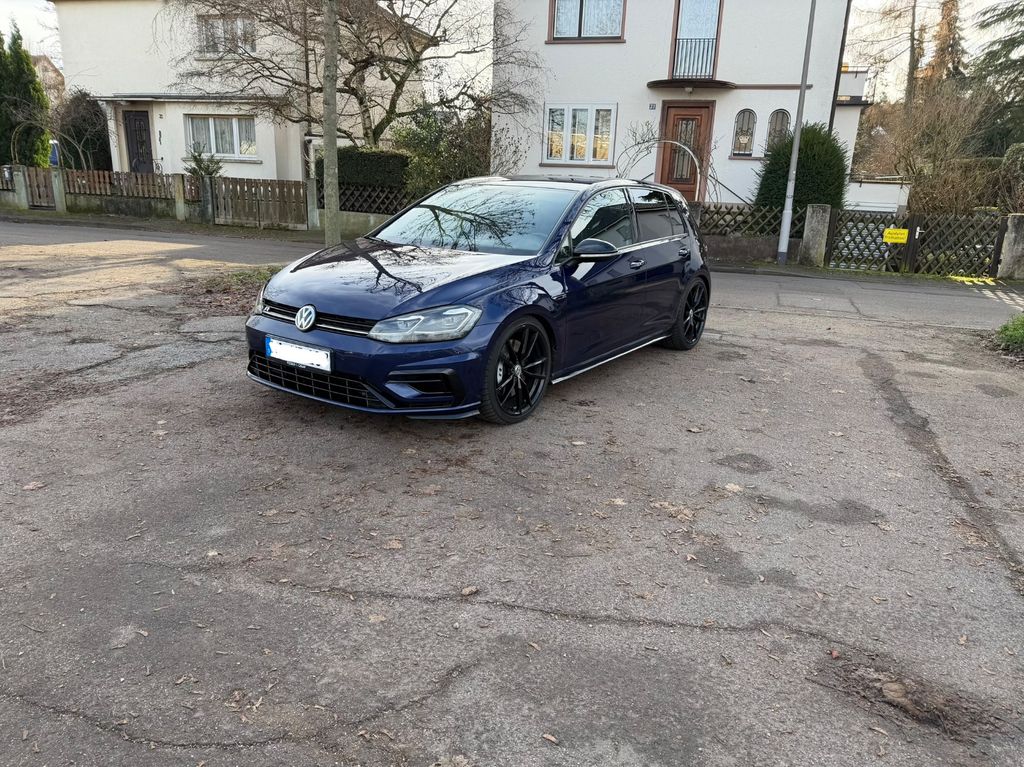 Image of Volkswagen Golf