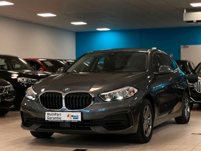 BMW 118i/LiveCPit+/Navi/AHK/PDC/Tempomat/Alu/F40