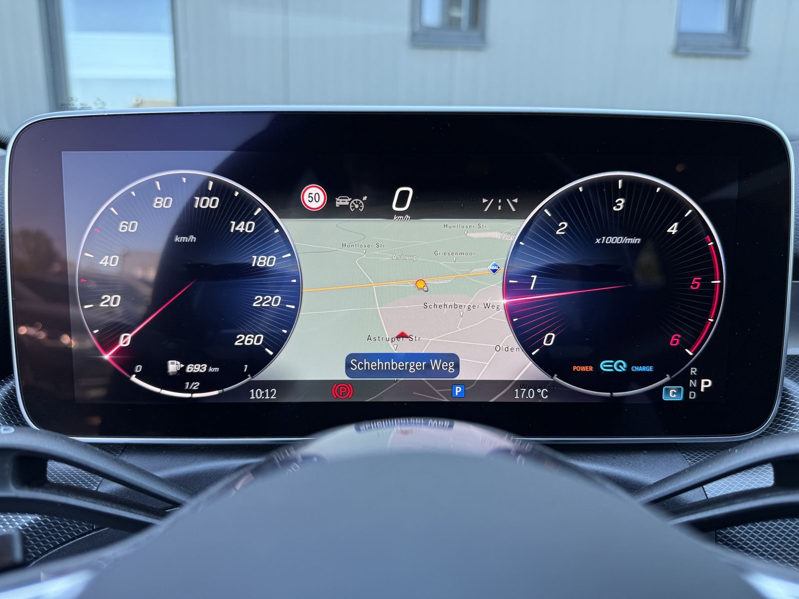 Fahrzeugabbildung Mercedes-Benz C 220d T Avantgarde NAV+LED+360°+V-COCKPIT+HEADU