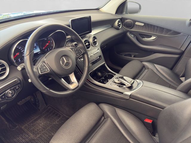 Fahrzeugabbildung Mercedes-Benz GLC 220d 4Matic+LED+Kamera+Navi+AHK
