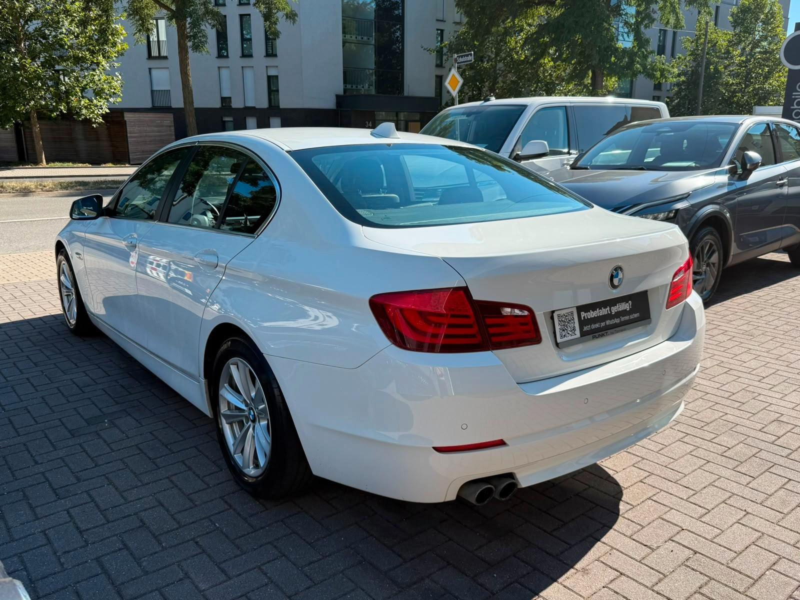 BMW 523 | 204 ch | BVM |  | TOIT OUVRANT- XENON TOIT OUVRANT - 1ERE MAIN - CARNET COMPLET