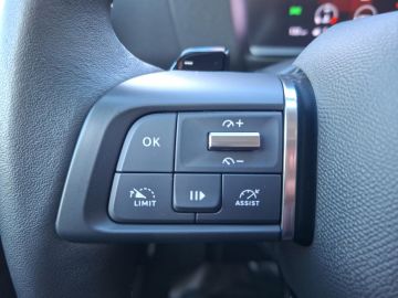 Citroën C4 Feel PT130 EAT8 °LED°Navi°RFK°SHZ°Tempomat°