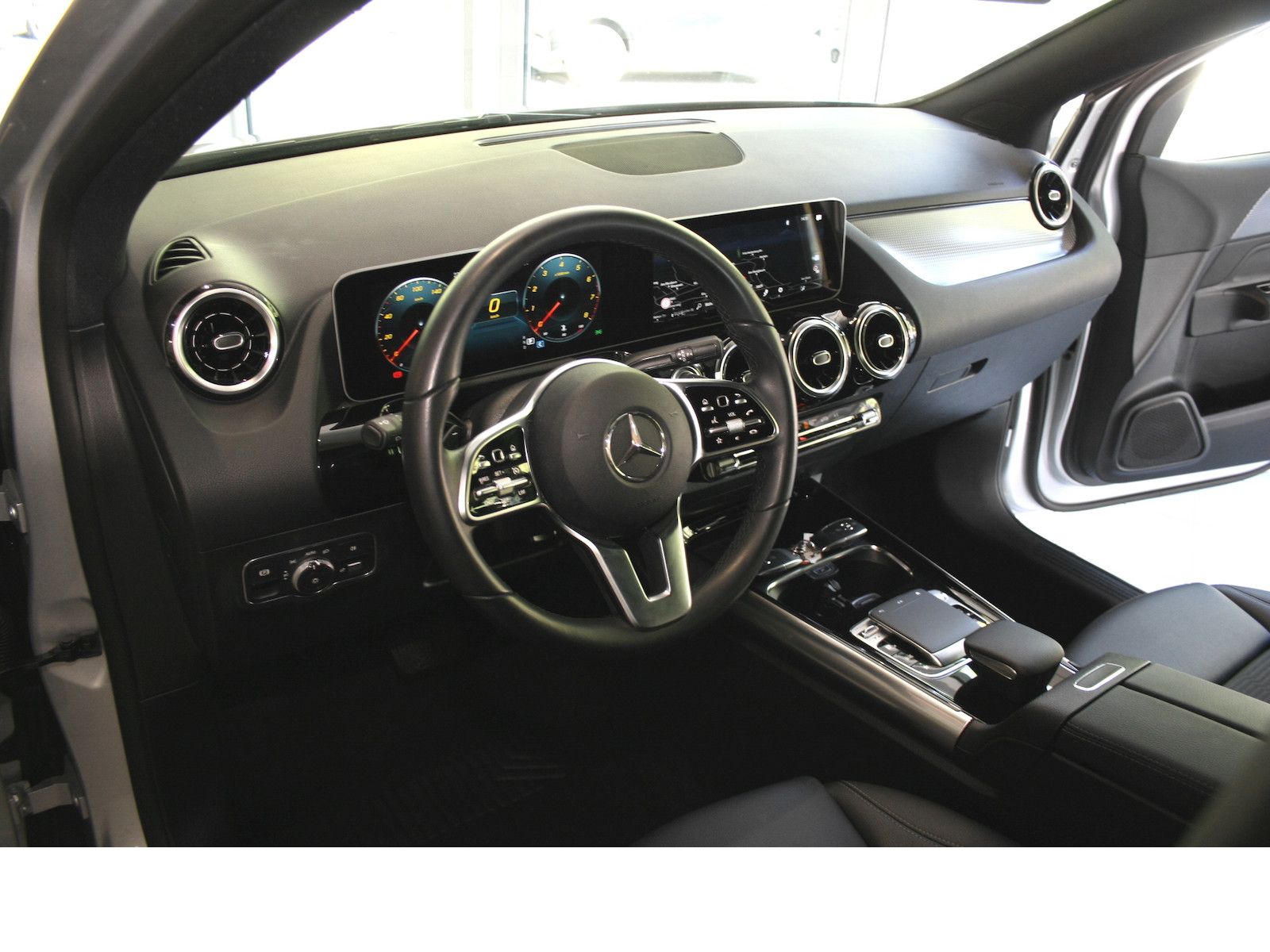 Fahrzeugabbildung Mercedes-Benz B 200 Progressive Autom.*LED*MBUX High-End-Paket