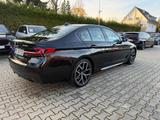 BMW 545e xD*MSportpaket*Head Up*4Zon.Klim*Laserlicht - BMW 545 in München