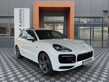 Porsche Cayenne - 4