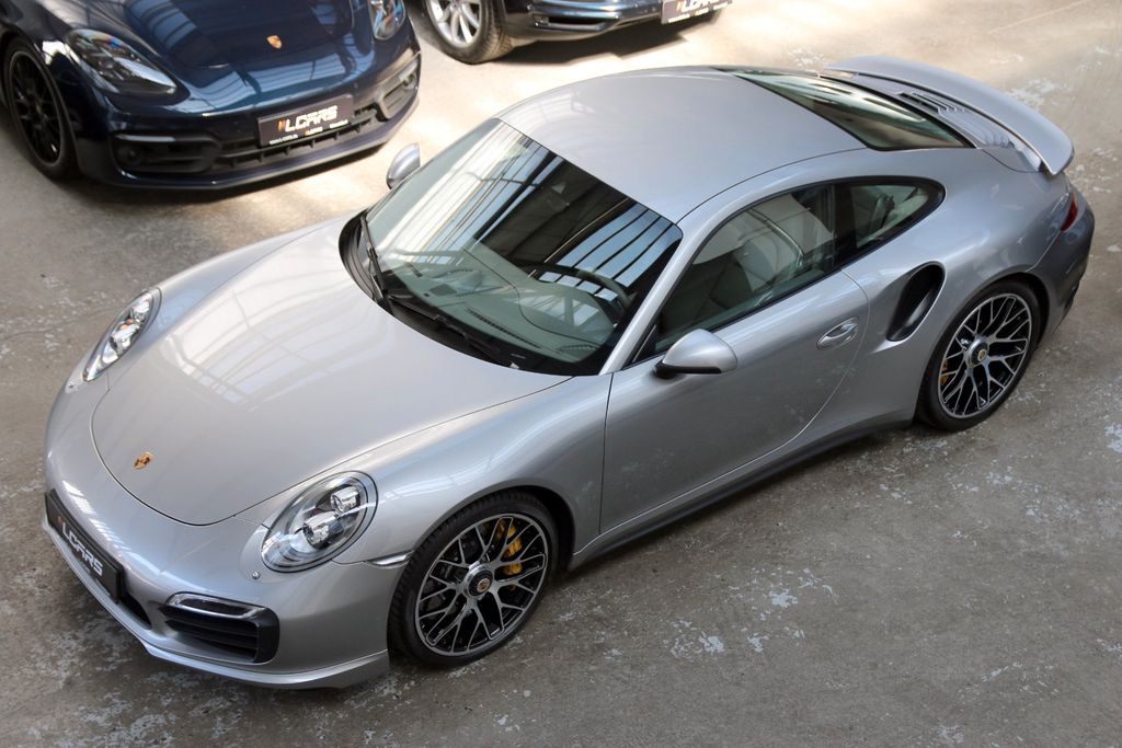 Porsche 991