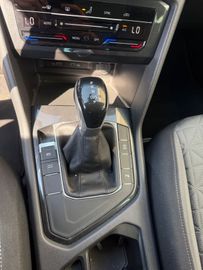 Volkswagen Tiguan - 9