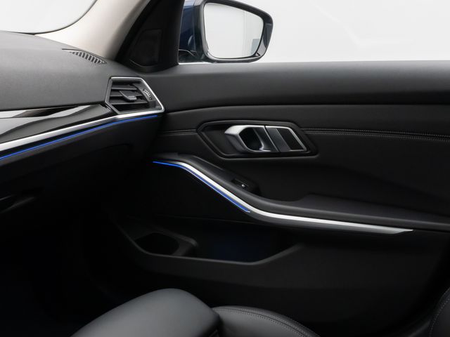 Foto Nummer 32: BMW 320d