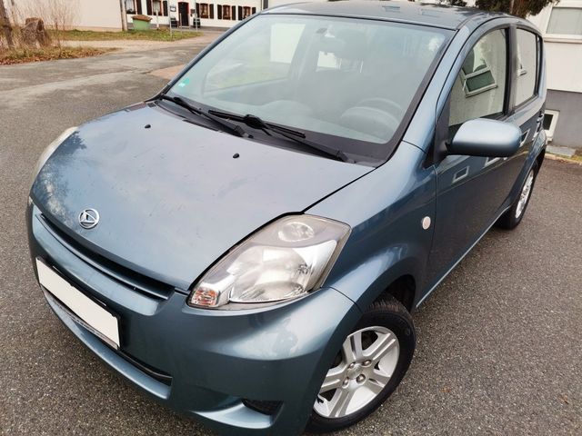 Daihatsu +Sirion+1.3+Klima+Scheckheft+8-fach+TÜV neu!