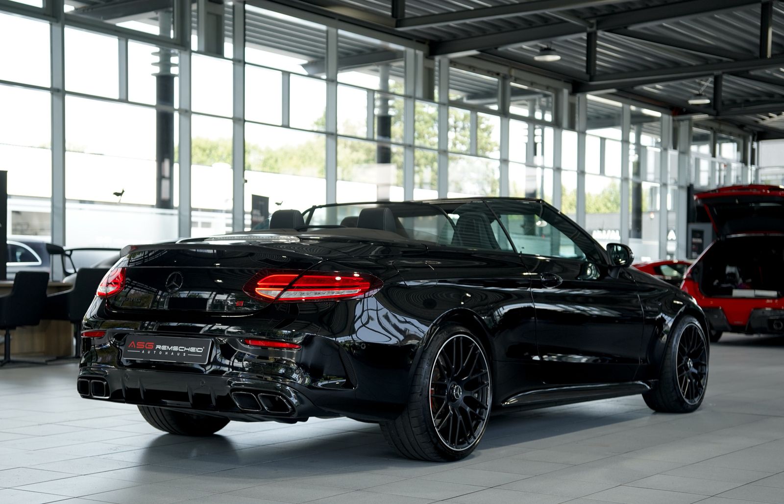 Mercedes Benz C 63 Amg