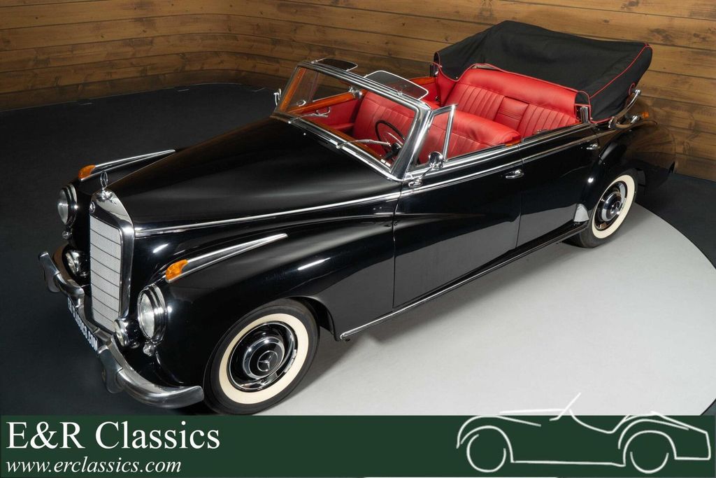Mercedes-Benz 300