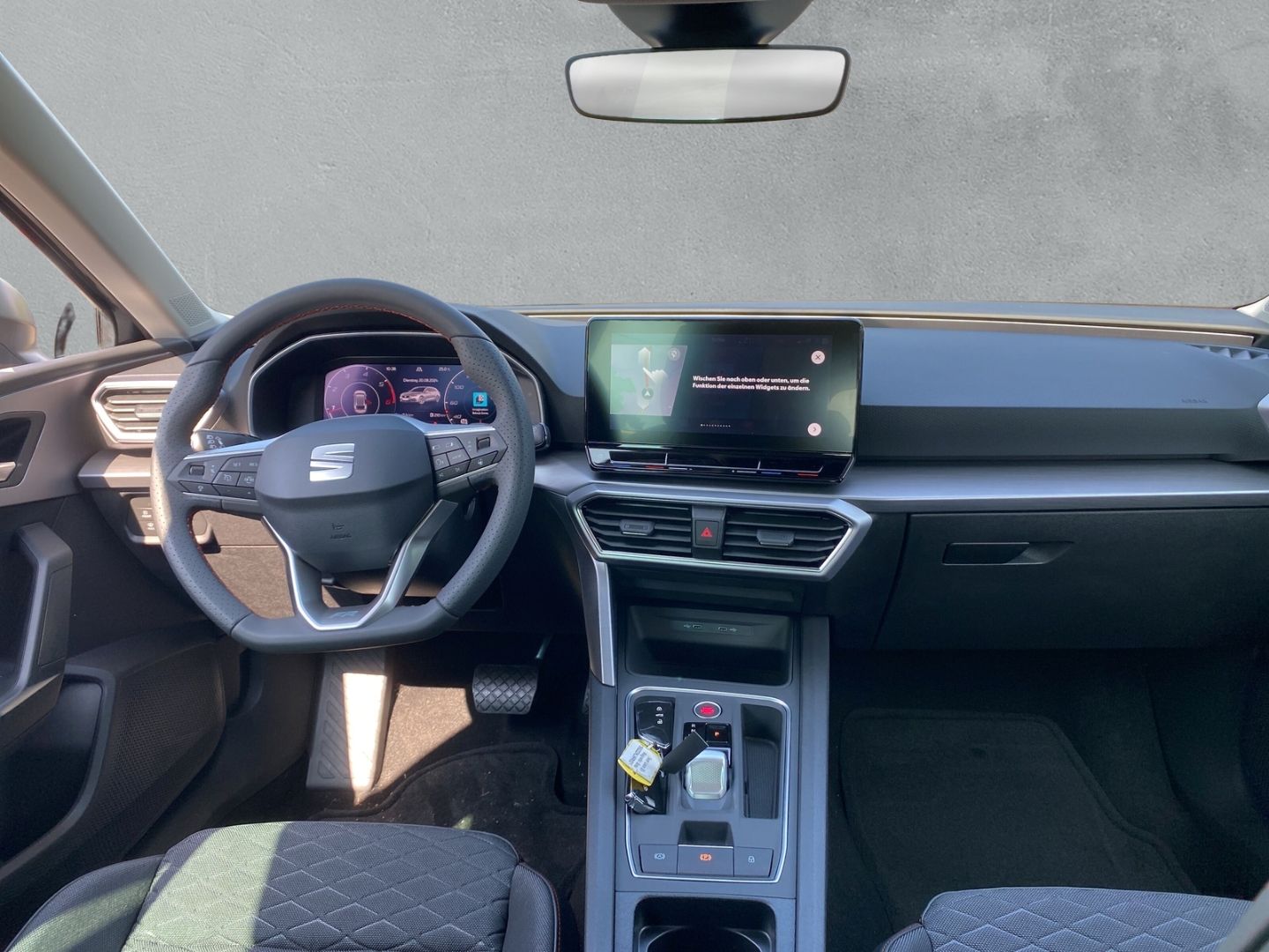 Fahrzeugabbildung SEAT Leon Sportstourer FR 2.0 TDI EU6d *Navi *digital