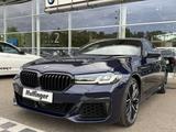 BMW M550i xDr.M Pro HUD ACC SurView Soft Har/Kar.20" - blaue BMW M550