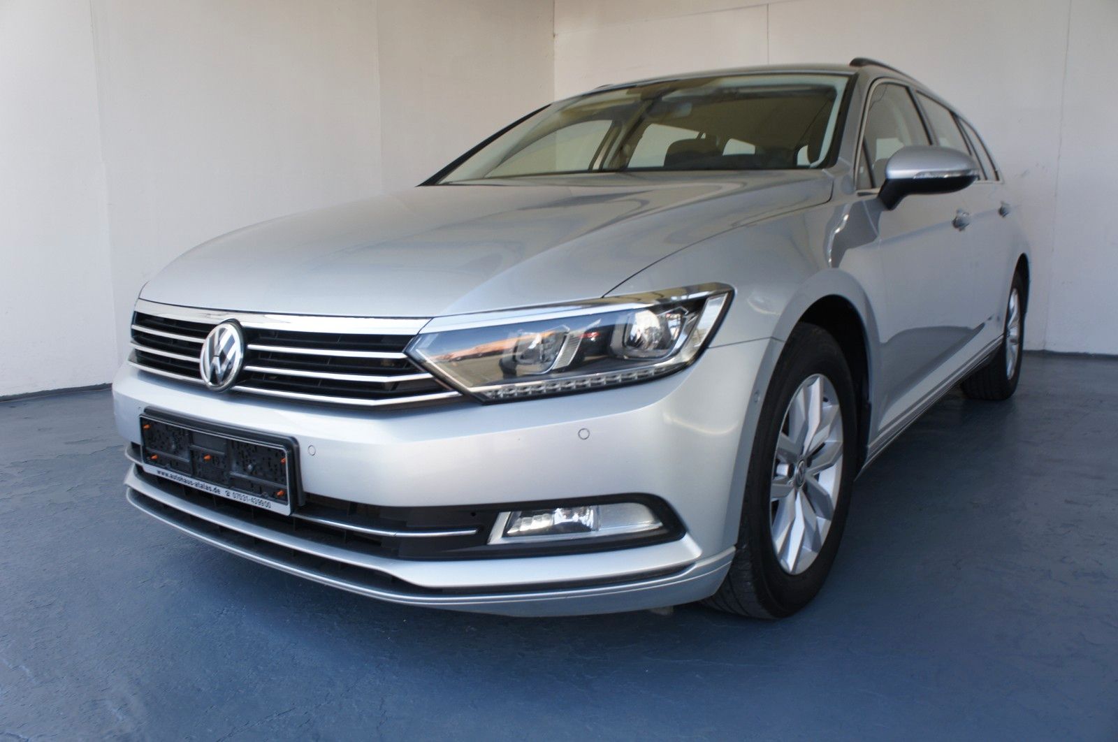 VW Passat Var.2.0TDI"COMFL.NAVIP-AHG-XENO-DSG-1.HD