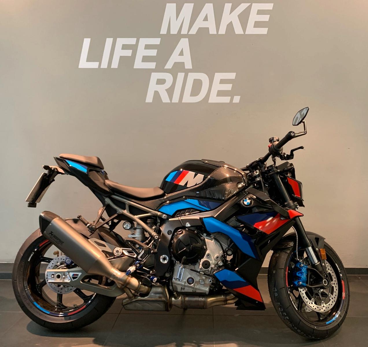 BMW M 1000 R