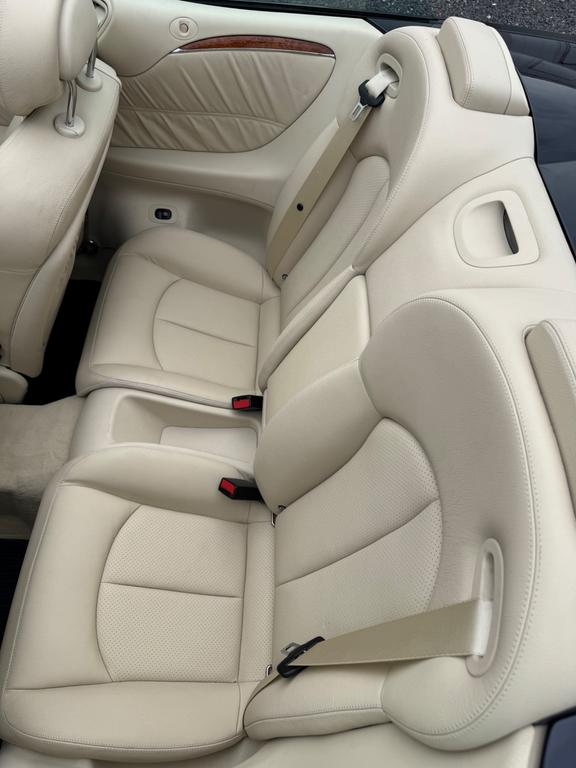Mercedes-Benz CLK 200