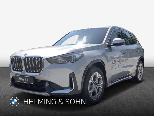 BMW iX1 xDrive30 xLine - DAB / LED / RFK / Komfortzg