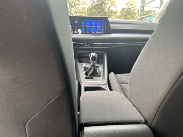 Golf VIII 1.5 TSI Style Busi-Pre. NAVI-PRO 18 AL