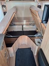 HYMER / ERIBA / HYMERCAR Nova Light 442 - HYMER / ERIBA Nova Light