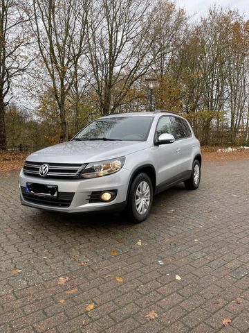 Volkswagen VW Volkswagen Tiguan 2.0 TDI Unfallfrei Gu...