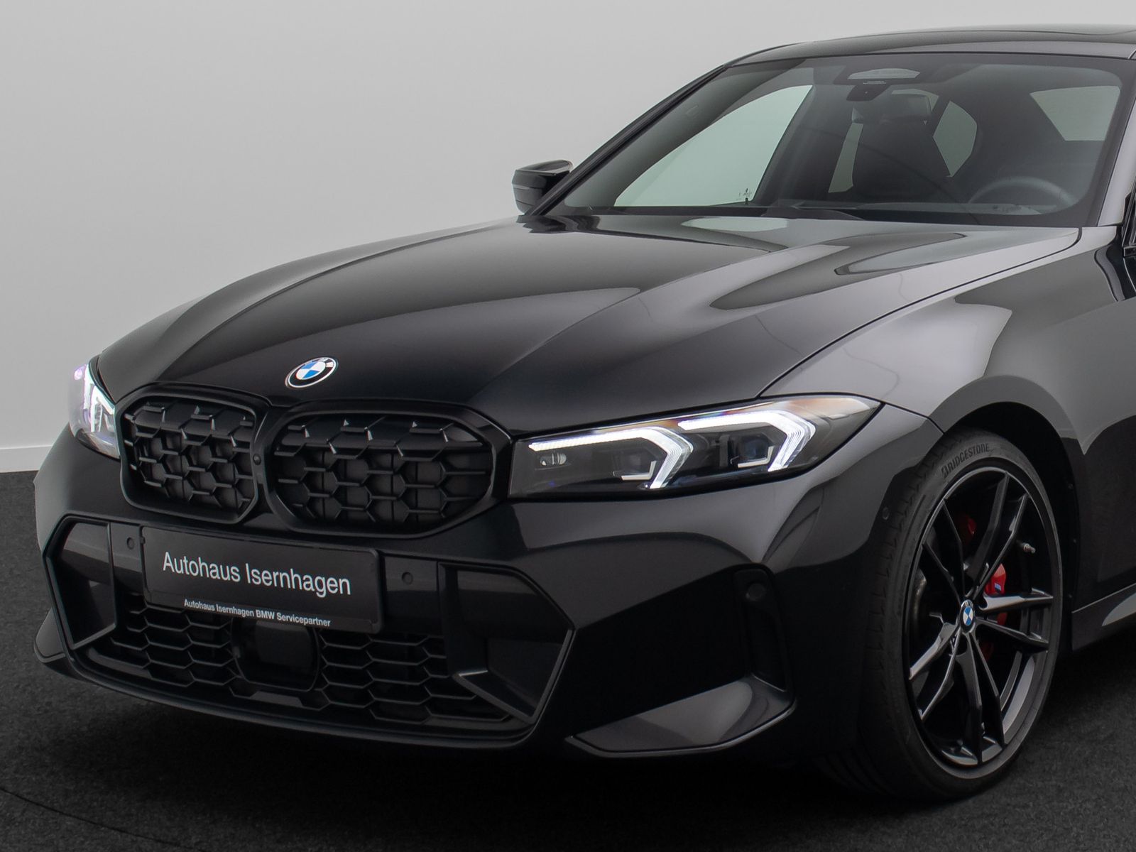 Fahrzeugabbildung BMW M340d xD 360&deg; HUD DAB H/K Alarm AHK Glasdach 19"
