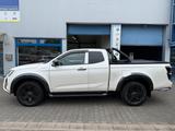 Isuzu D-Max 4WD SPACE-CAB V-CROSS - gebrauchte Isuzu Pickups