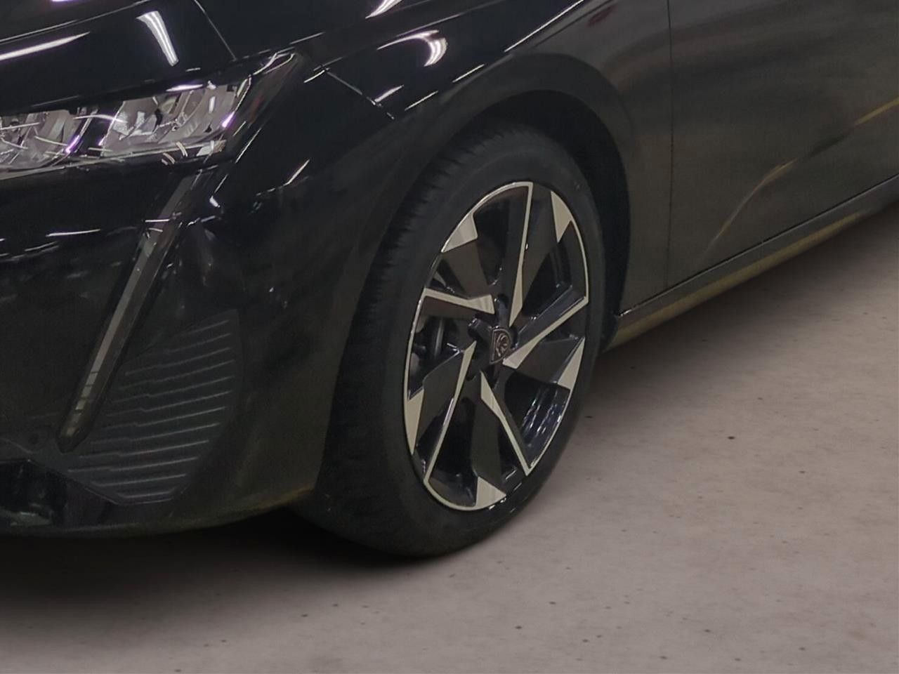 Fahrzeugabbildung Peugeot 308 SW 1.5 HDI ALLURE NAVI/LED/KAMERA/SPORT/DAB+