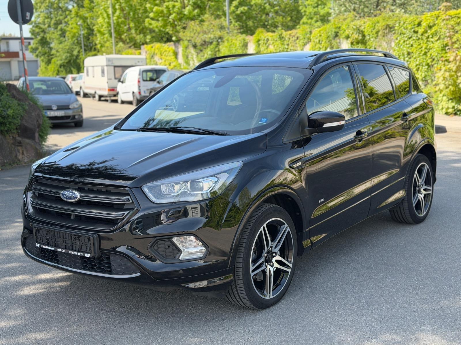 Ford Kuga ST-Line 2.0 TDCi 4X4 R-Kam Pano Navi
