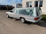 Mercedes-Benz 280 - Mercedes-Benz 280 mit Benzin-Antrieb: Leder, Kombi
