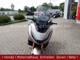 Honda NT 1100 DCT-E-Fahrwerk 2026 Koffer usw. - HONDA MOTORRAD