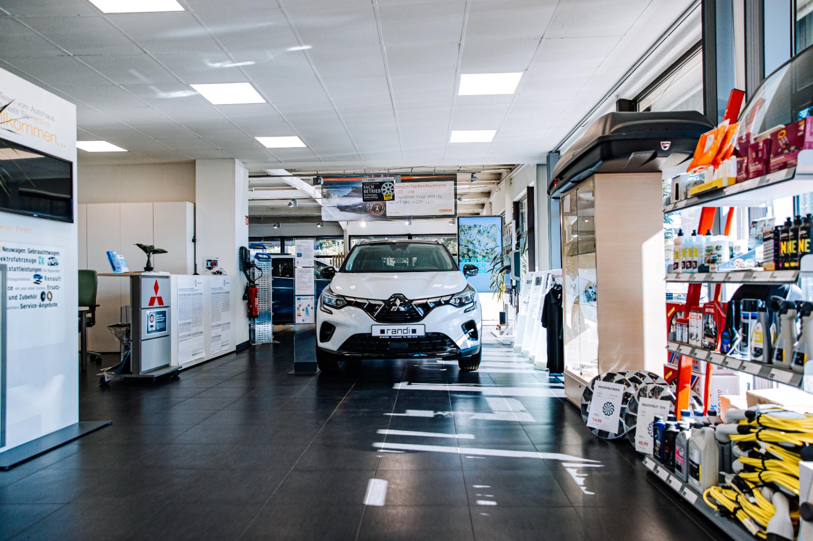 showroom-image-bottom