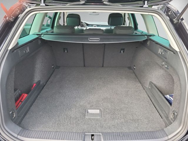 Passat Variant 2.0 TDI DSG AHK+NAVI+LED+ACC+SIHZ