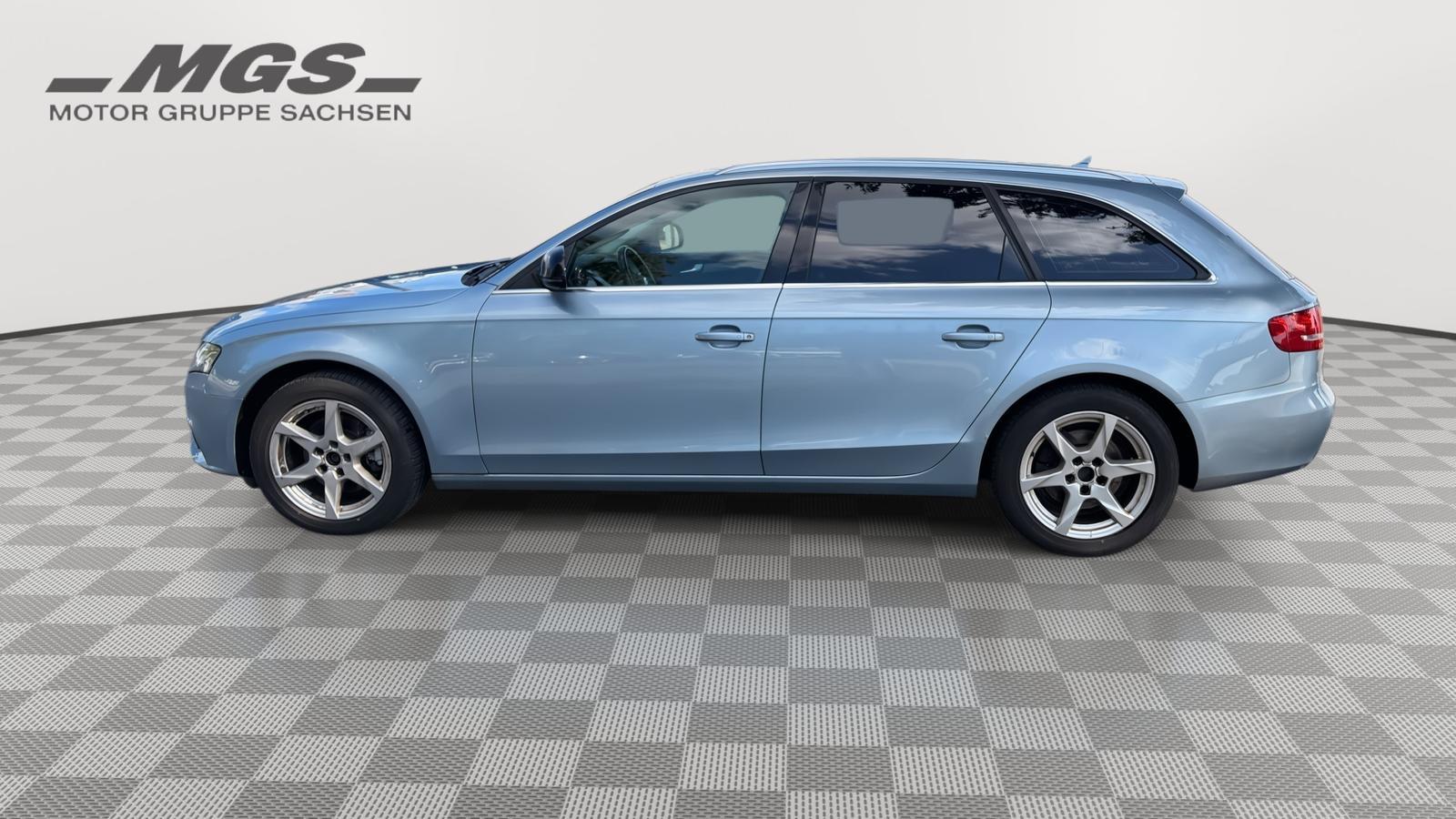 Audi A4 2008 — photo 13