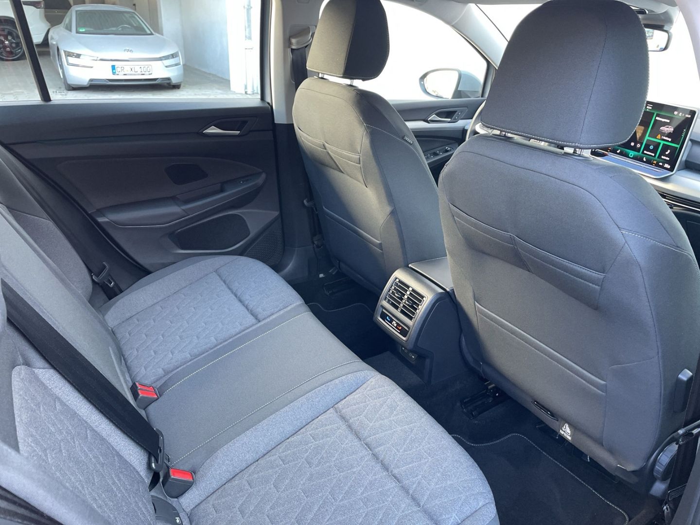 Golf VIII 1.5 TSI Life Kamera/H&K/ACC/LED/App-Co